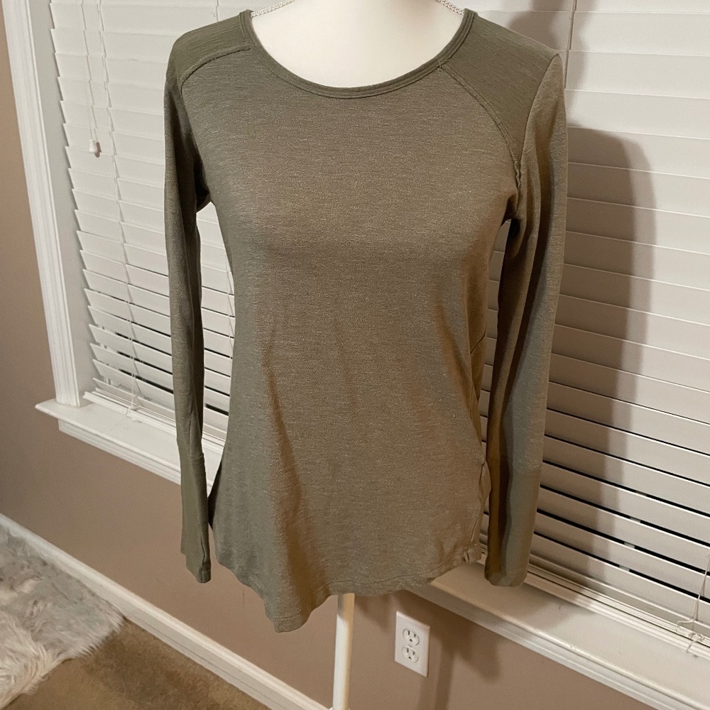 Women’s Columbia Tshirt